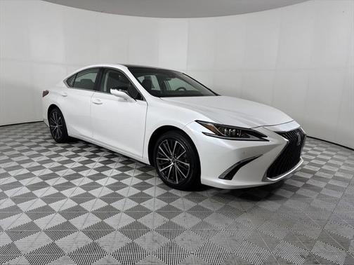 2025 Lexus ES 350 Base