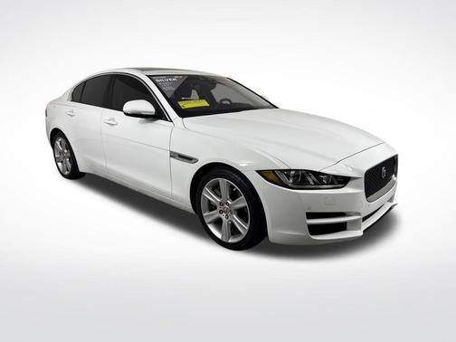 2018 Jaguar XE 25t Premium
