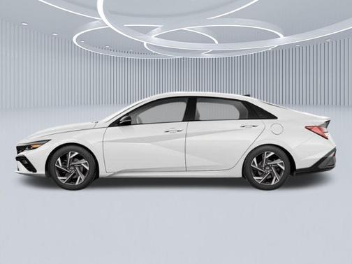 2025 Hyundai ELANTRA HEV SEL Sport