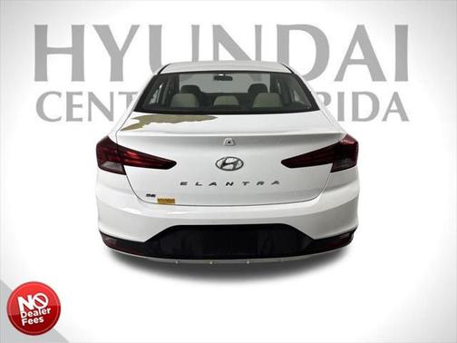 2019 Hyundai ELANTRA SE