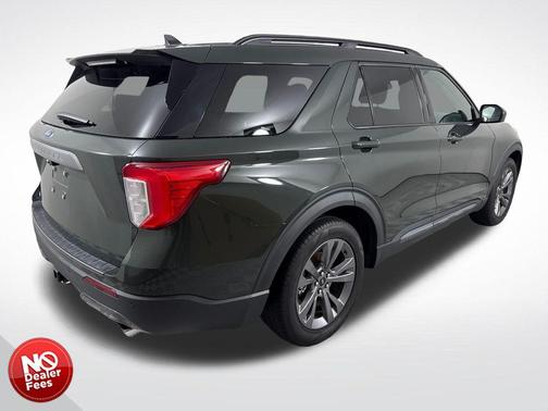 Forged Green Metallic 2022 Ford Explorer XLT