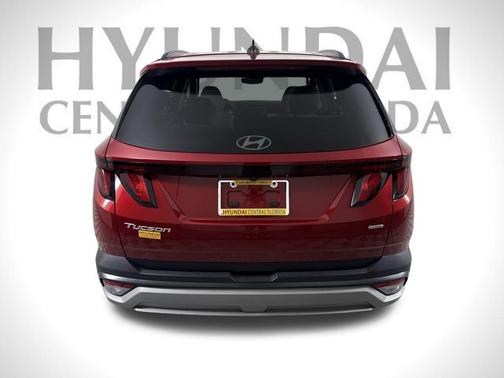 2025 Hyundai TUCSON SEL