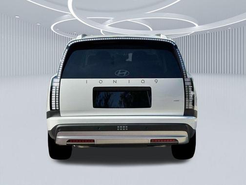2026 Hyundai IONIQ 9 SE