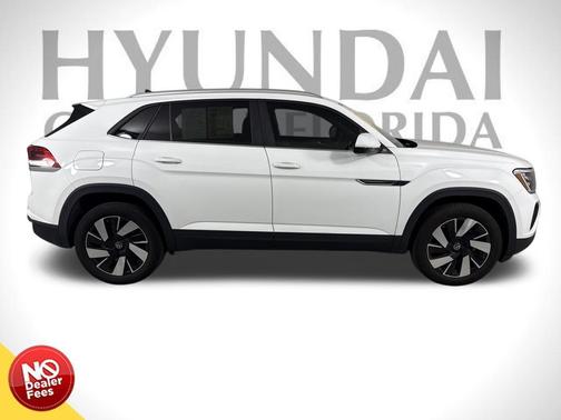 2024 Volkswagen Atlas Cross Sport 2.0T SE w/Technology