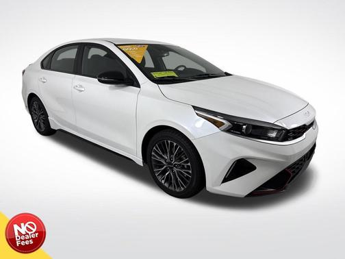 Snow White Pearl 2023 Kia Forte GT-Line