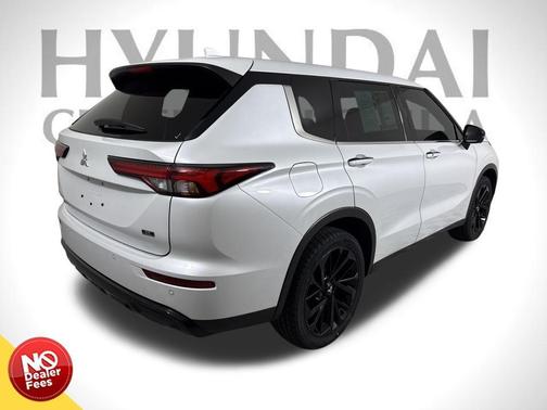 2023 Mitsubishi Outlander SE Black Edition 2WD