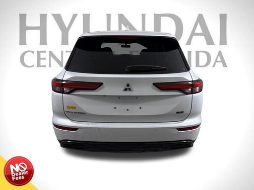 2023 Mitsubishi Outlander SE Black Edition 2WD