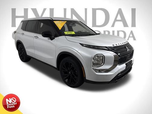 2023 Mitsubishi Outlander SE Black Edition 2WD