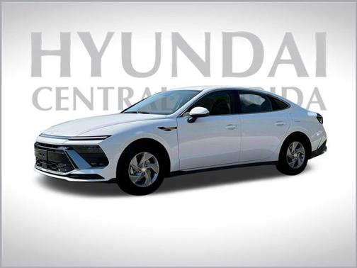 2025 Hyundai SONATA SE