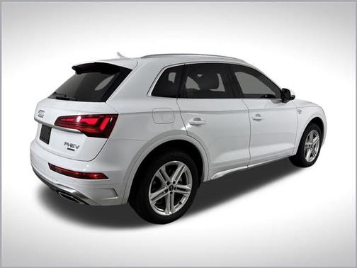 2021 Audi Q5 Premium Plus 55 TFSI e quattro S tronic