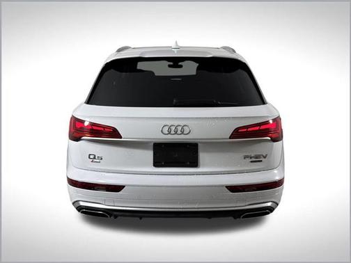 2021 Audi Q5 Premium Plus 55 TFSI e quattro S tronic