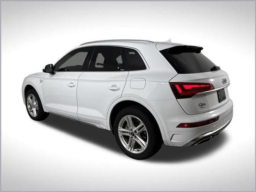 2021 Audi Q5 Premium Plus 55 TFSI e quattro S tronic