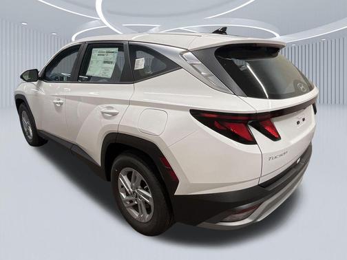 Serenity White Pearl 2026 Hyundai TUCSON SE