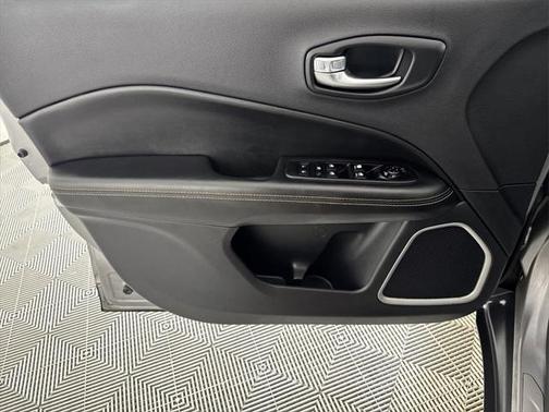 2020 Jeep Compass Sport
