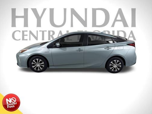 2022 Toyota Prius XLE