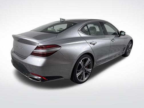 2025 Genesis G70 2.5T RWD