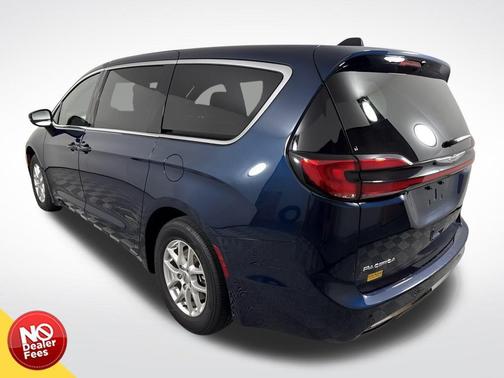 2025 Chrysler Pacifica L