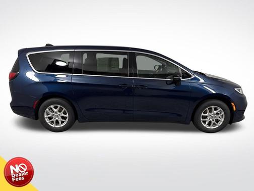 2025 Chrysler Pacifica L