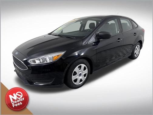 Shadow Black 2018 Ford Focus SE