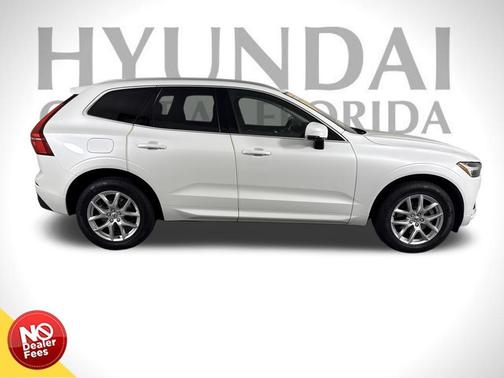 2021 Volvo XC60 T5 Momentum