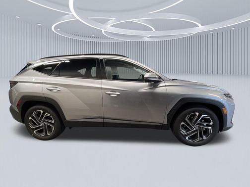 Shimmering Silver 2026 Hyundai TUCSON Limited