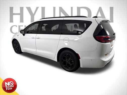 2025 Chrysler Pacifica Hybrid Premium S Appearance Pkg