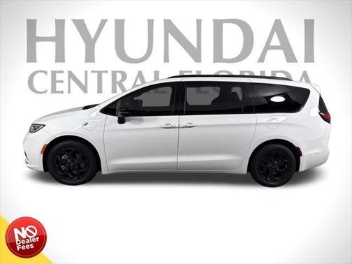 2025 Chrysler Pacifica Hybrid Premium S Appearance Pkg
