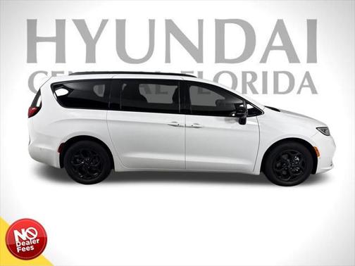 2025 Chrysler Pacifica Hybrid Premium S Appearance Pkg