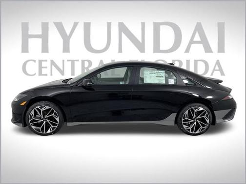 2025 Hyundai IONIQ 6 SE