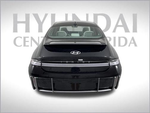2025 Hyundai IONIQ 6 SE