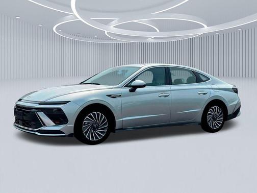 2025 Hyundai SONATA Hybrid SE