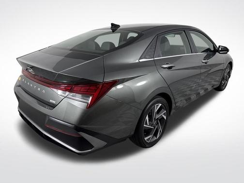 2025 Hyundai ELANTRA HEV Limited