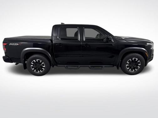 2023 Nissan Frontier PRO-X