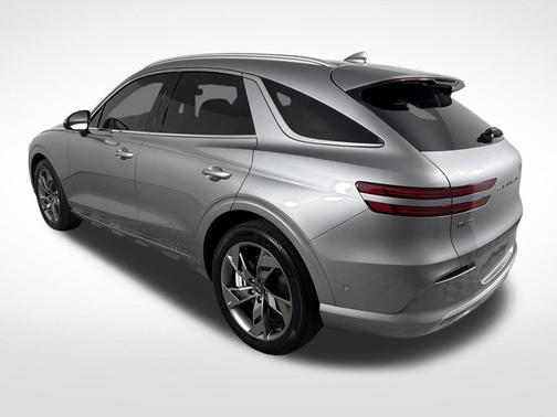 Savile Silver 2025 Genesis Electrified GV70 Advanced AWD