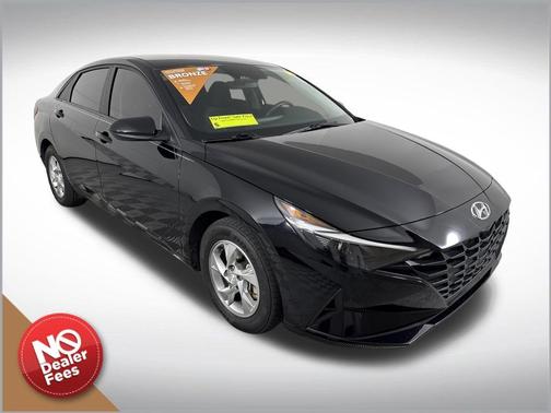 2023 Hyundai ELANTRA SE