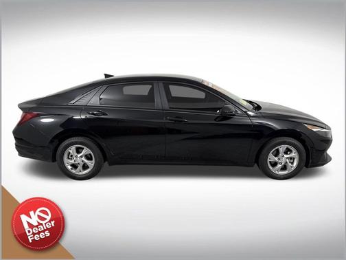 2023 Hyundai ELANTRA SE