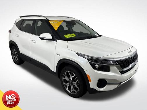 Snow White Pearl 2023 Kia Seltos EX