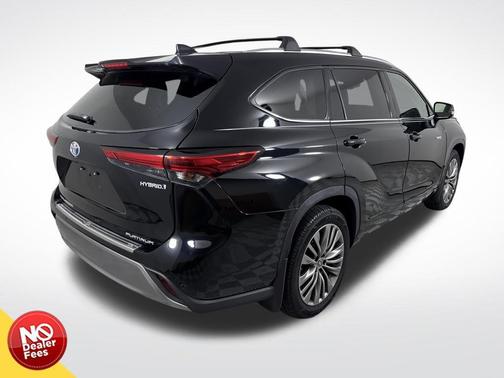 2021 Toyota Highlander Hybrid Platinum