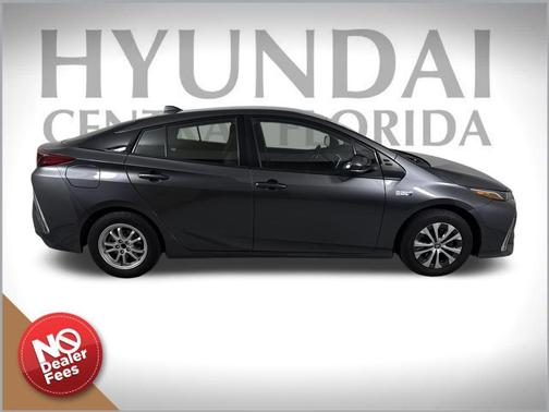 2021 Toyota Prius Prime LE