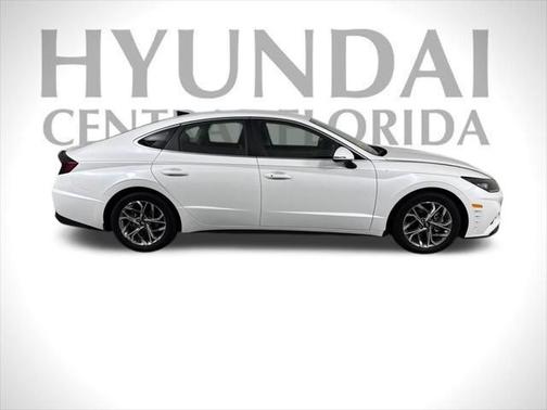 2022 Hyundai SONATA SEL