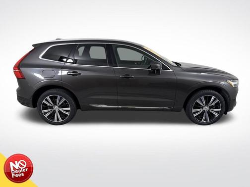 2022 Volvo XC60 B5 Inscription