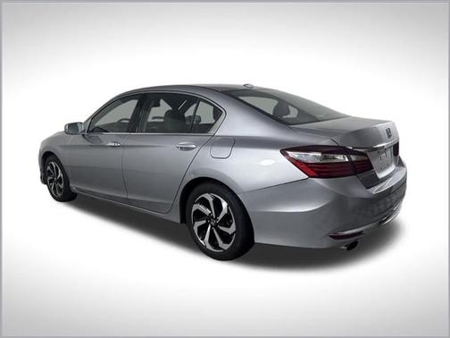 2017 Honda Accord EX-L w/Navigation & Honda Sensing