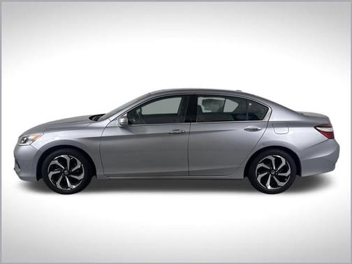 2017 Honda Accord EX-L w/Navigation & Honda Sensing