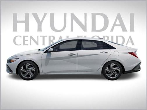 2025 Hyundai ELANTRA SEL