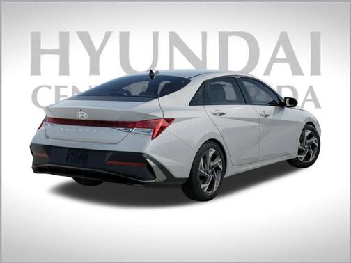 2025 Hyundai ELANTRA SEL