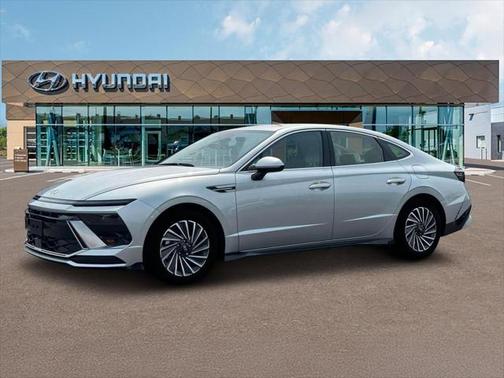 2025 Hyundai SONATA Hybrid Limited