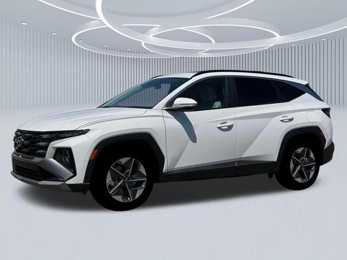 Serenity White Pearl 2026 Hyundai TUCSON SEL Premium