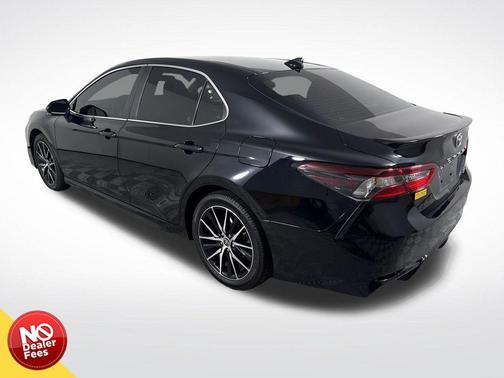 Midnight Black Metallic 2023 Toyota Camry SE