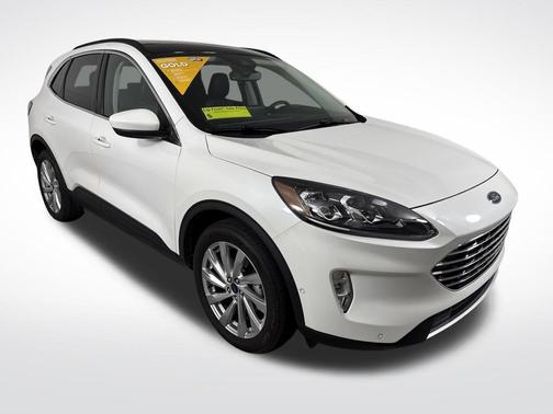 2021 Ford Escape Titanium