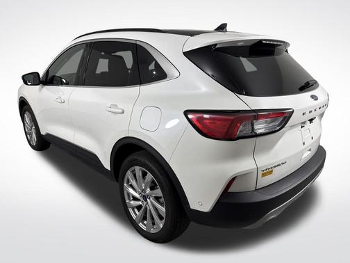 2021 Ford Escape Titanium